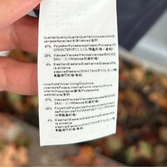 Boss Hugo Boss Pinstripe Shift, size 12 - Picture 9 of 11